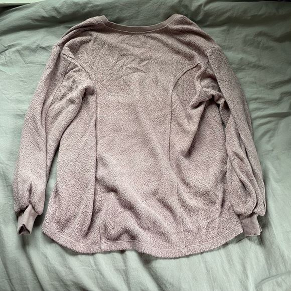 Urban Outfitters soft & comfy top - Picture 2 of 3